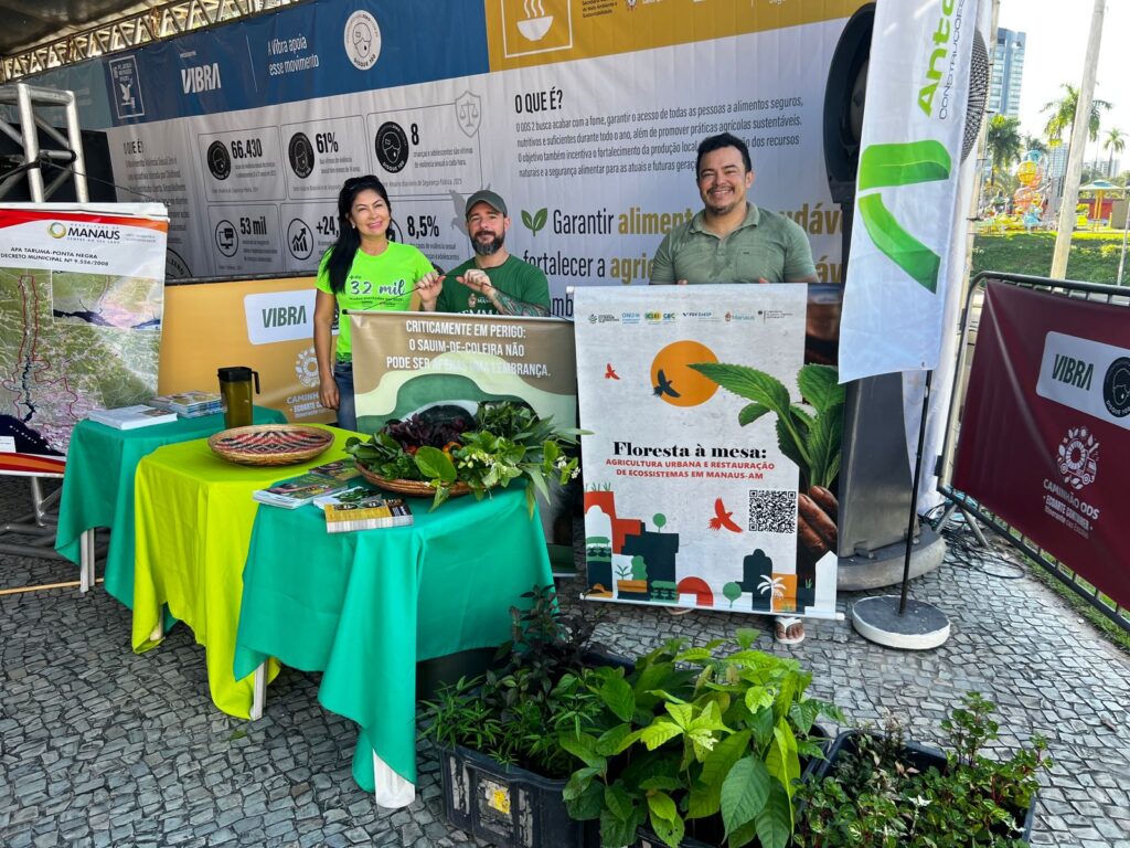 Prefeitura-de-Manaus-participa-do-projeto-Caminhao-ODS-com-doacao-de-mudas-e-educacao-ambiental-3